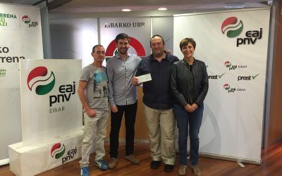 Arnasa recibe fondos del PNV de Eibar por el dia de Arrate